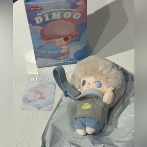 Pop Mart DIMOO My Cloud Companion Series-Cotton Doll Blind Box - white